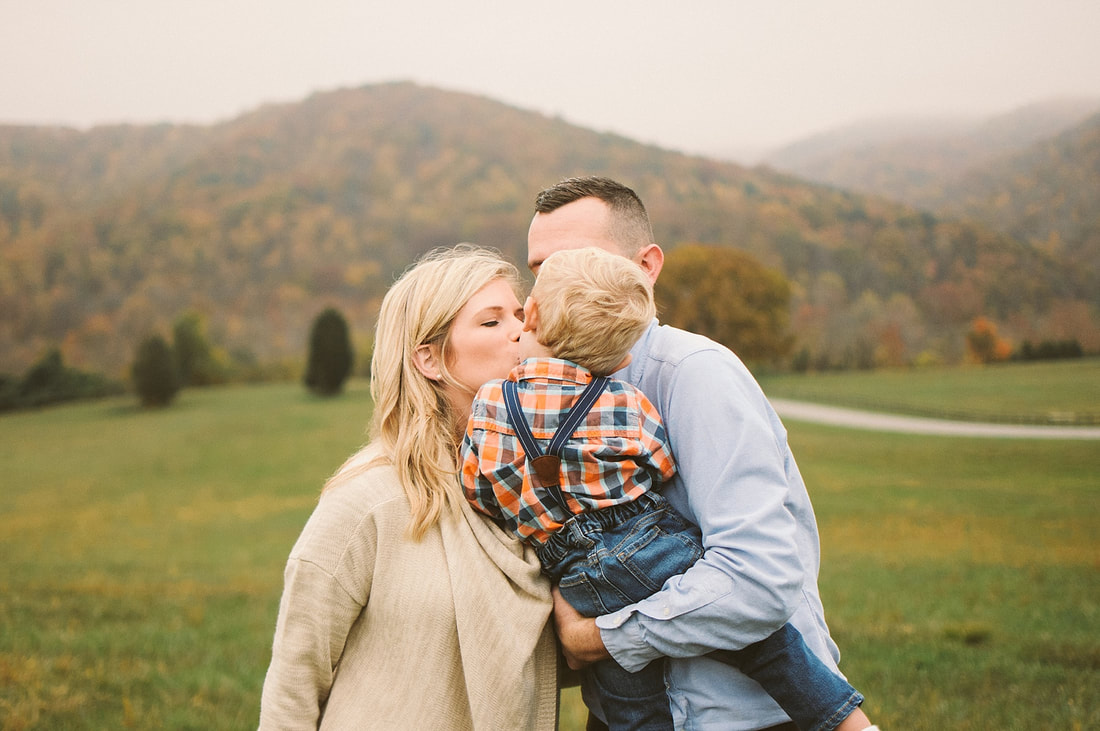 The Via Family: A Foggy Fall Session in Salem, Virginia by Laura Richards Photography