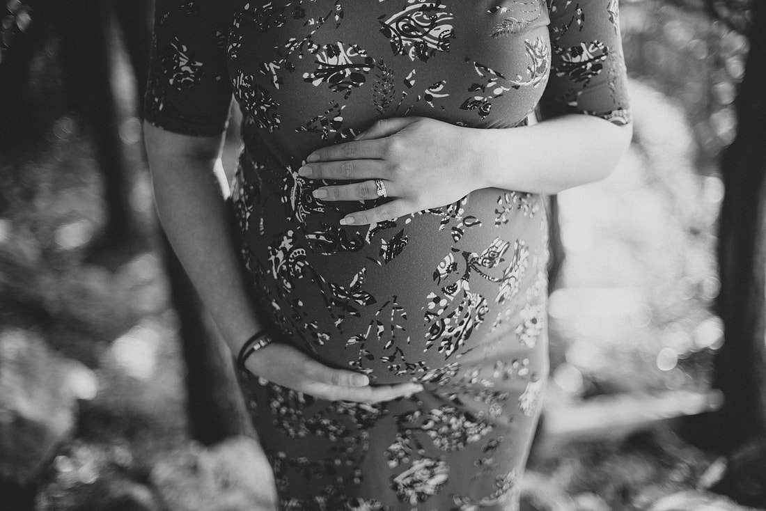 Maternity session on Roanoke Mountain by Laura Richards Photography